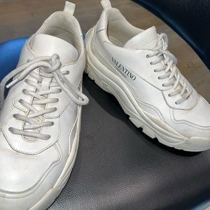 Valentino Garavani Womens Sneakers